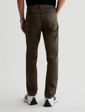 Load image into Gallery viewer, BRAX Chuck Pant Brown FW24
