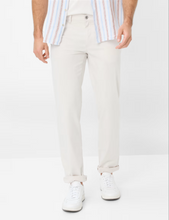 Load image into Gallery viewer, Brax Cadiz Ultralight Pants
