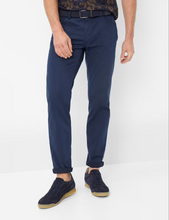 Load image into Gallery viewer, Brax Cadiz Ultralight Pants
